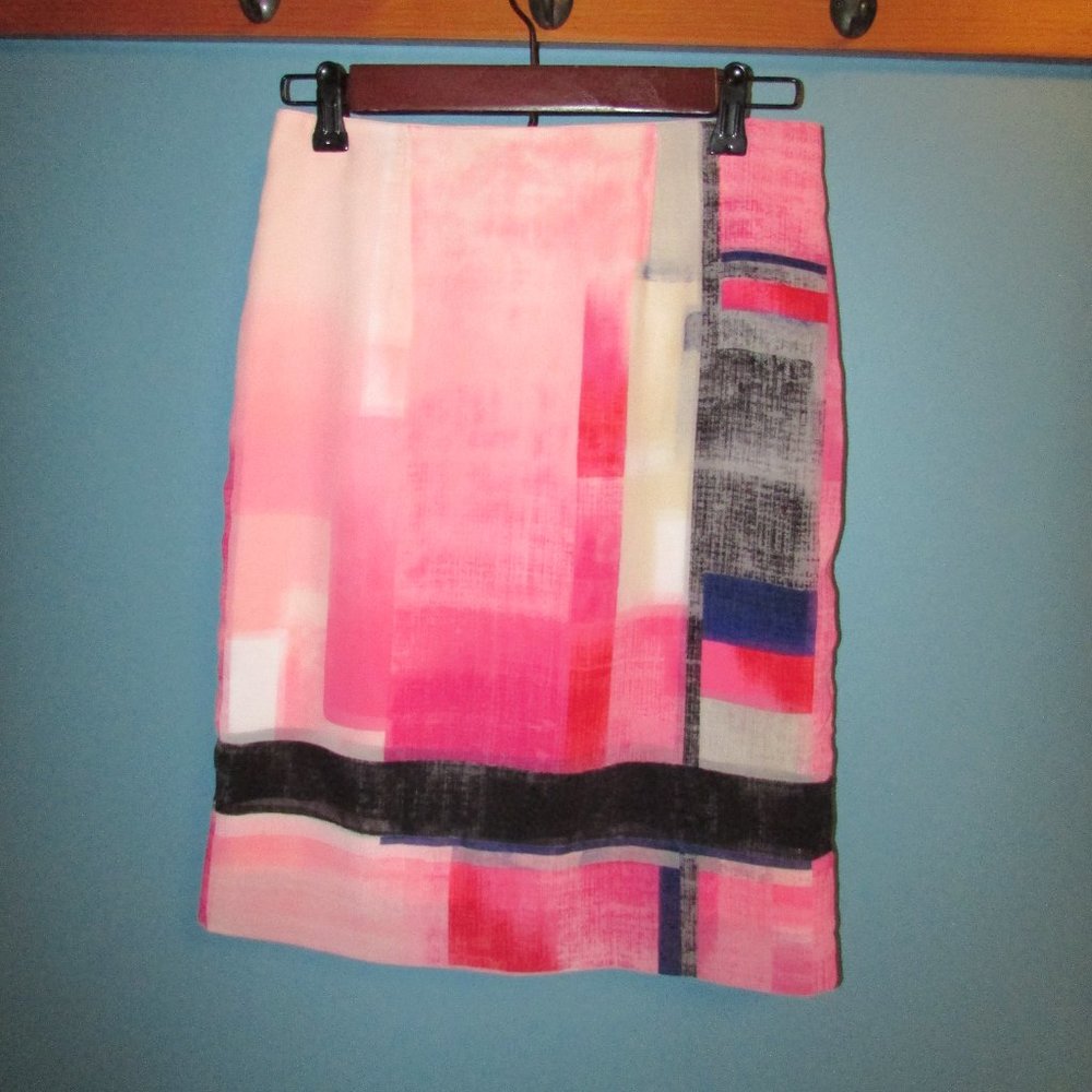 *5 for $25 bundle Item* WHBM Colorblock Printed Pencil Skirt - Picture 2 of 10